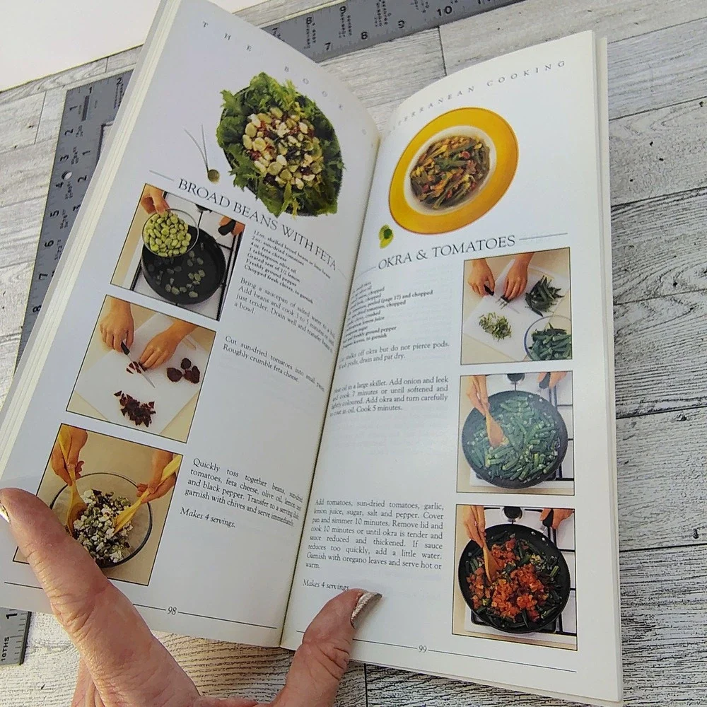 Mediterranean Cooking Lesley‎ Mackley 1996 Color Photos Recipes Vintage Cookbook